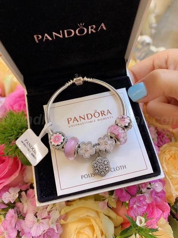 Pandora Bracelets 135